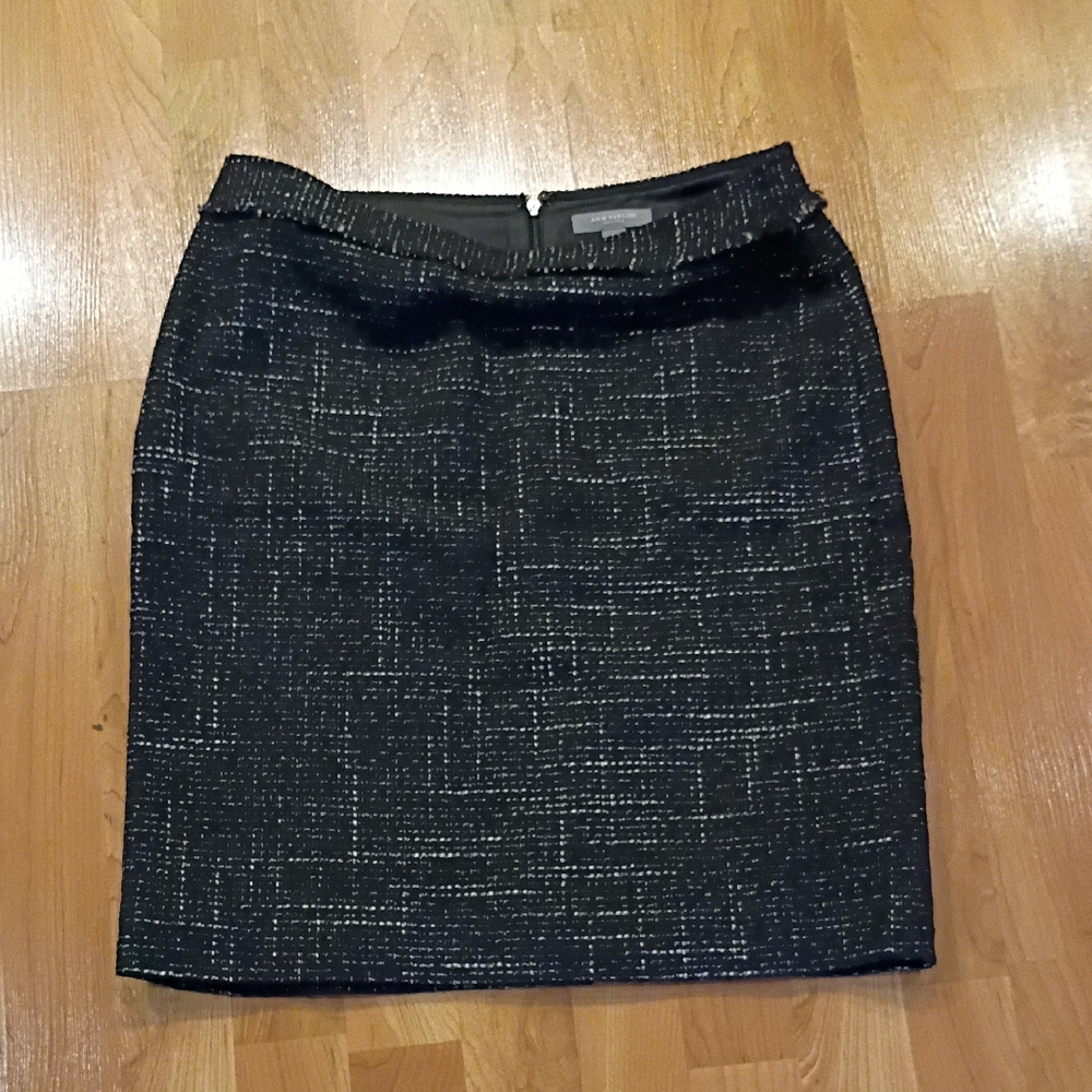 Ann Taylor Black Tweed Pencil Skirt with Metallic Threads